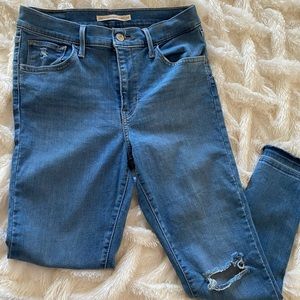 Levi’s 720 High Rise Super Skinny Jeans